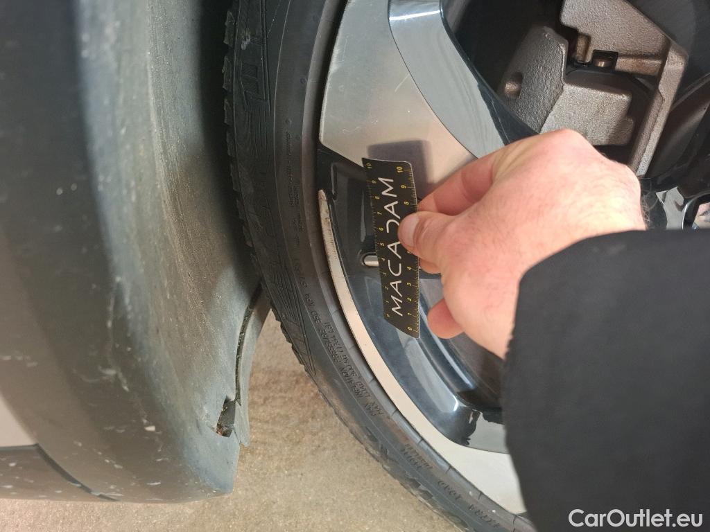  DS  DS7 DS DS 7 Crossback / 2017 / 5P / SUV E-TENSE 4x4 300 RIVOLI #8