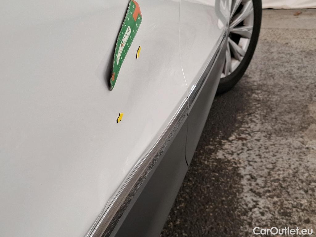  Volkswagen  Tiguan VOLKSWAGEN  / 2020 / 5P / SUV 2.0 TDI 150 DSG7 Business #3