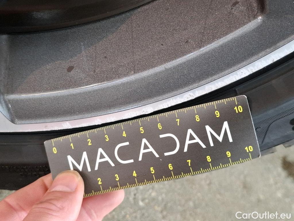  Audi  A3 AUDI  Berline / 2020 / 4P / Berline 35 TFSI 150 MHEV S Tronic S Line #11