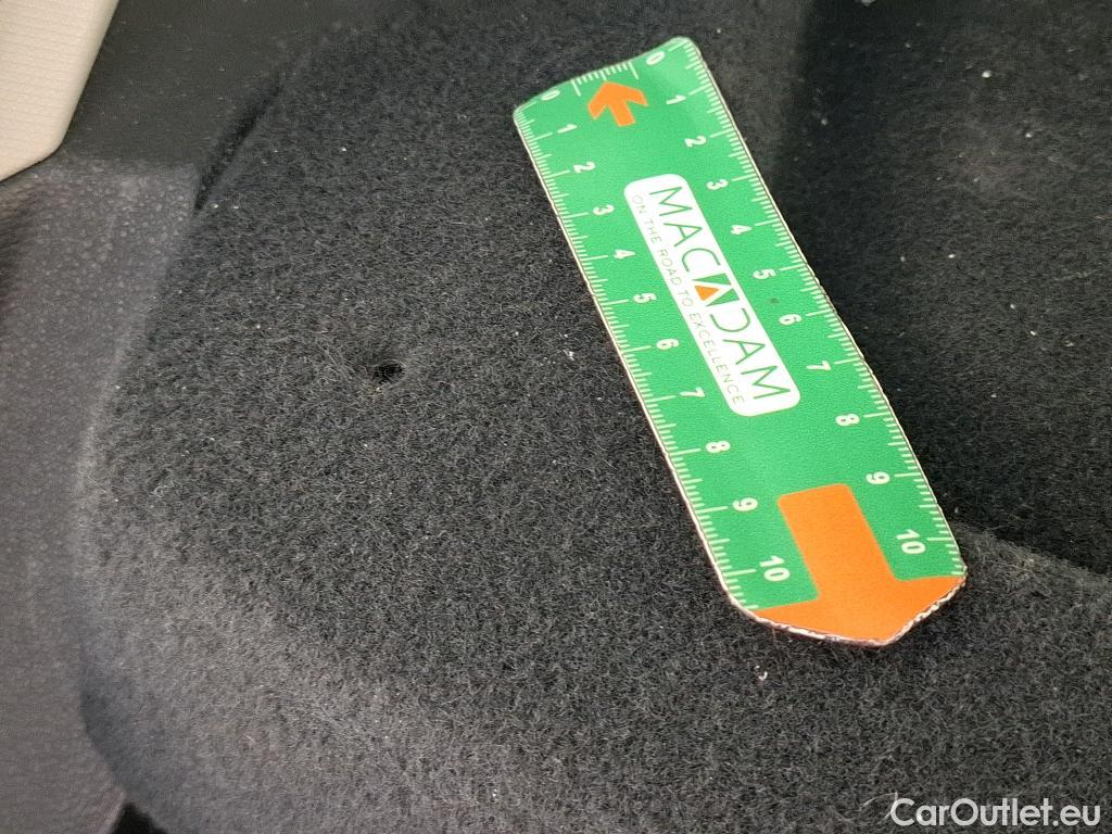  Volkswagen  Tiguan VOLKSWAGEN  / 2020 / 5P / SUV 2.0 TDI 150 DSG7 Business #38