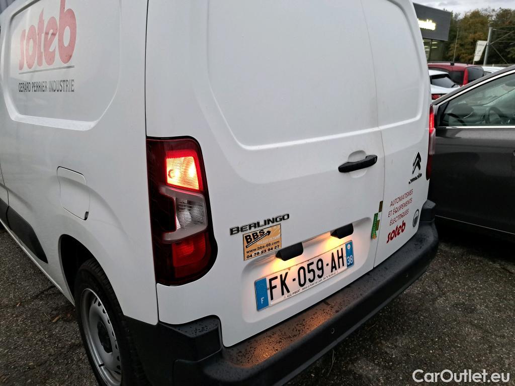  Citroen  Berlingo CITROEN  VU 4p Fourgonnette Taille M 650kg BlueHDi 75 BVM Club #31