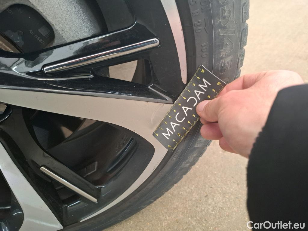  DS  DS7 DS DS 7 Crossback / 2017 / 5P / SUV E-TENSE 4x4 300 RIVOLI #17