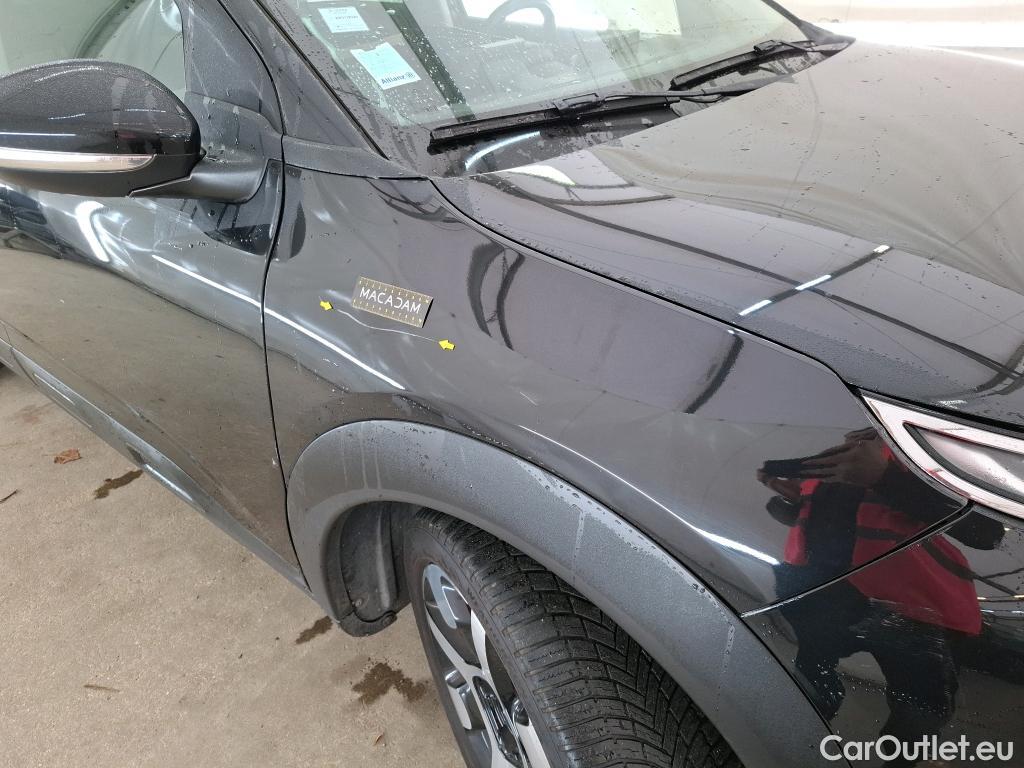  Citroen  C4 Cactus CITROEN  / 2017 / 5P / Berline PureTech 130 S&S EAT6 Shine Business #46