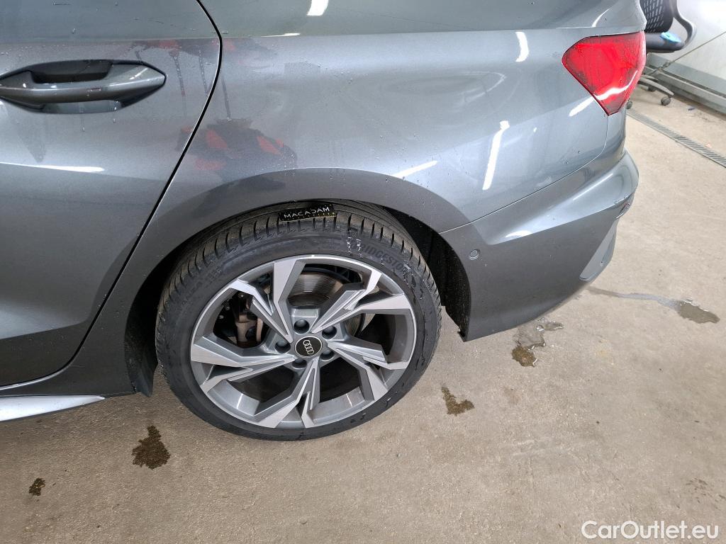  Audi  A3 AUDI  Berline / 2020 / 4P / Berline 35 TFSI 150 MHEV S Tronic S Line #21