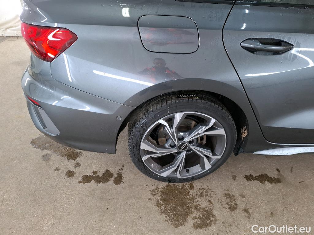  Audi  A3 AUDI  Berline / 2020 / 4P / Berline 35 TFSI 150 MHEV S Tronic S Line #23