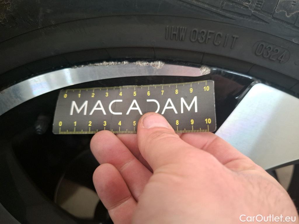  DS  DS7 DS DS 7 Crossback / 2017 / 5P / SUV E-TENSE 4x4 300 RIVOLI #15