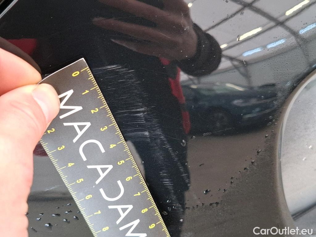  Citroen  C4 Cactus CITROEN  / 2017 / 5P / Berline PureTech 130 S&S EAT6 Shine Business #59