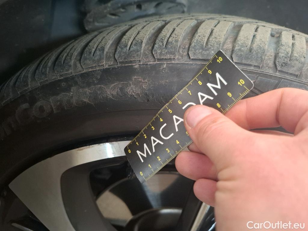  DS  DS7 DS DS 7 Crossback / 2017 / 5P / SUV E-TENSE 4x4 300 RIVOLI #22