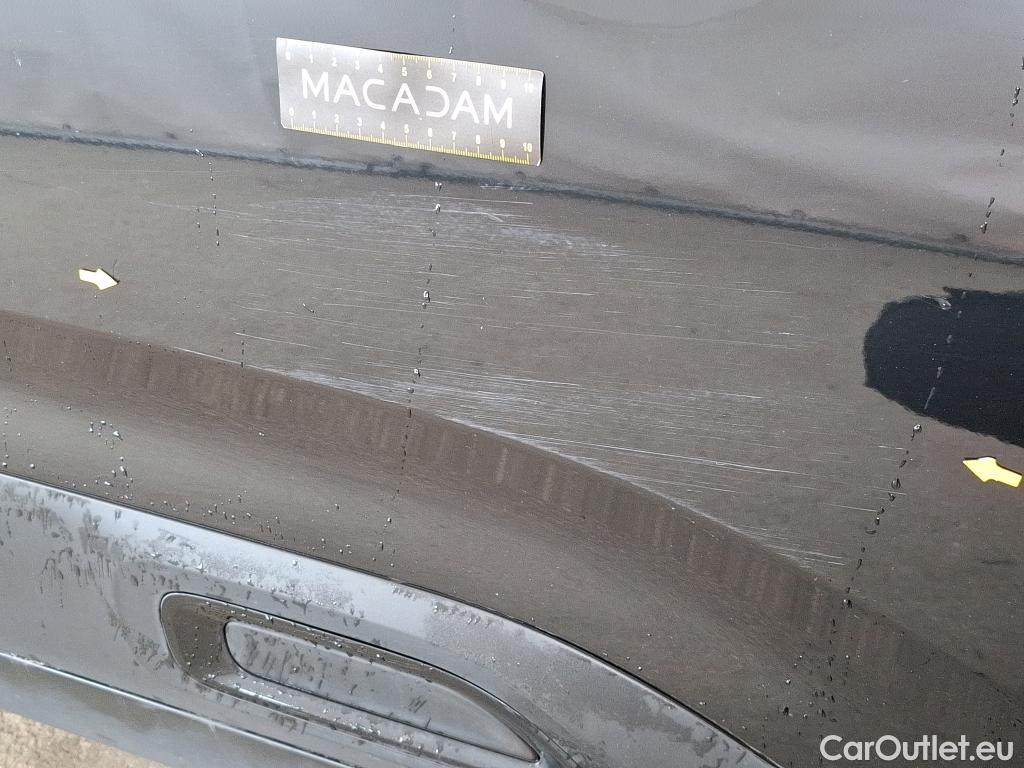  Citroen  C4 Cactus CITROEN  / 2017 / 5P / Berline PureTech 130 S&S EAT6 Shine Business #40