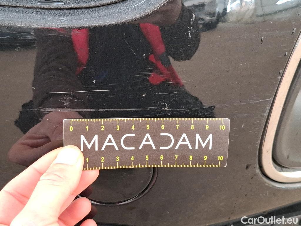  Citroen  C4 Cactus CITROEN  / 2017 / 5P / Berline PureTech 130 S&S EAT6 Shine Business #61