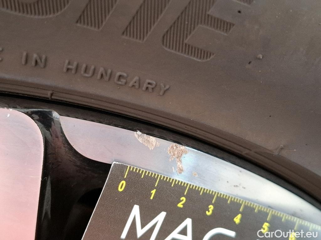  Citroen  C4 Cactus CITROEN  / 2017 / 5P / Berline PureTech 130 S&S EAT6 Shine Business #113