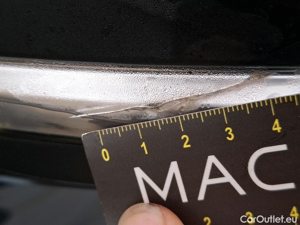  Citroen  C4 Cactus CITROEN  / 2017 / 5P / Berline PureTech 130 S&S EAT6 Shine Business #74