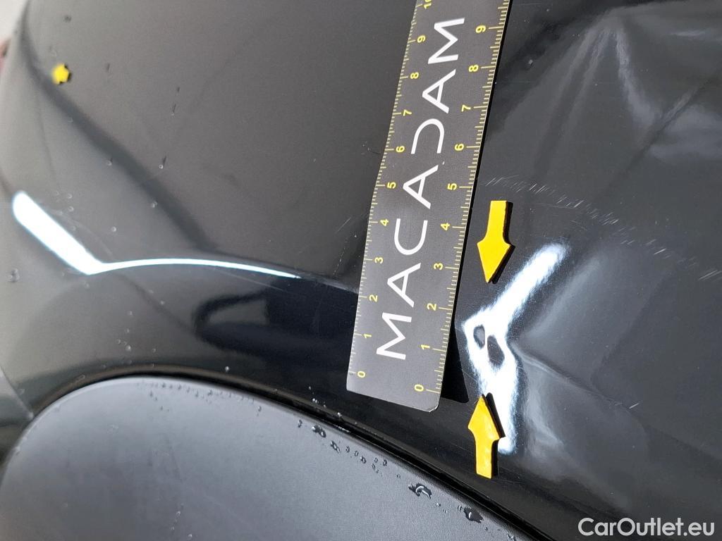  Citroen  C4 Cactus CITROEN  / 2017 / 5P / Berline PureTech 130 S&S EAT6 Shine Business #70