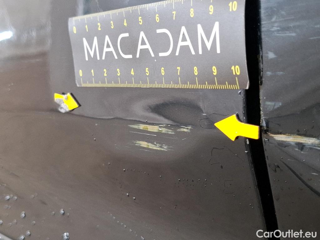  Citroen  C4 Cactus CITROEN  / 2017 / 5P / Berline PureTech 130 S&S EAT6 Shine Business #14