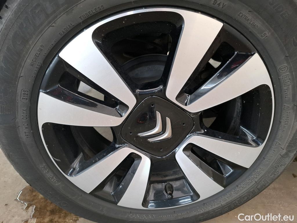  Citroen  C3  Shine 1.2 PureTech 80CV BVM5 6E #1