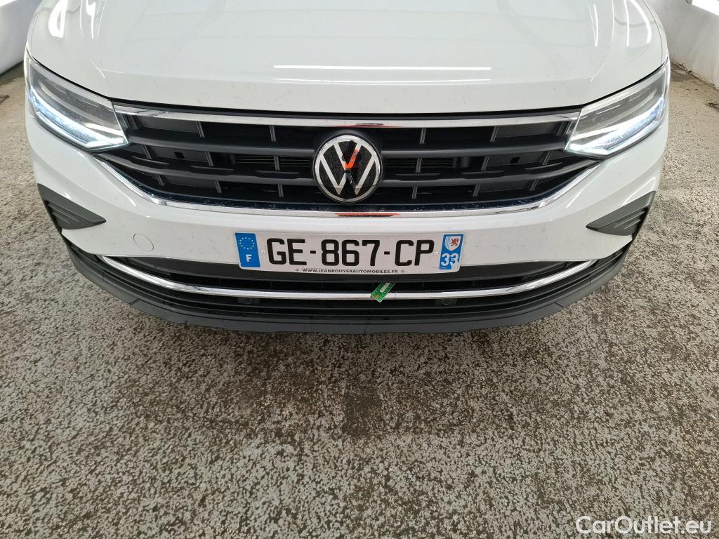  Volkswagen  Tiguan VOLKSWAGEN  / 2020 / 5P / SUV 2.0 TDI 150 DSG7 Business #18