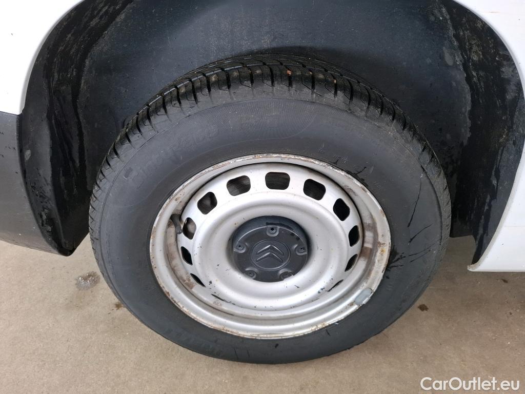  Citroen  Berlingo  Fourgon Club M 650 1.5 BlueHDi 75CV BVM5 E6dT #29