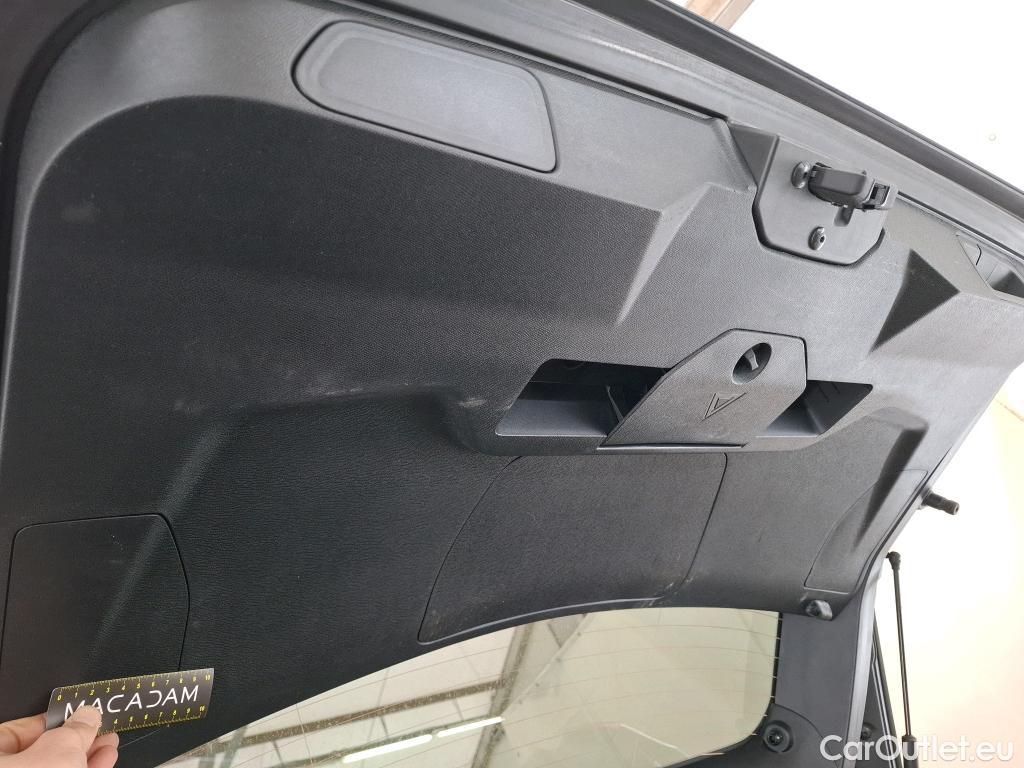  Peugeot  3008  II Allure 1.2 PureTech 130CV BVA8 E6d #37