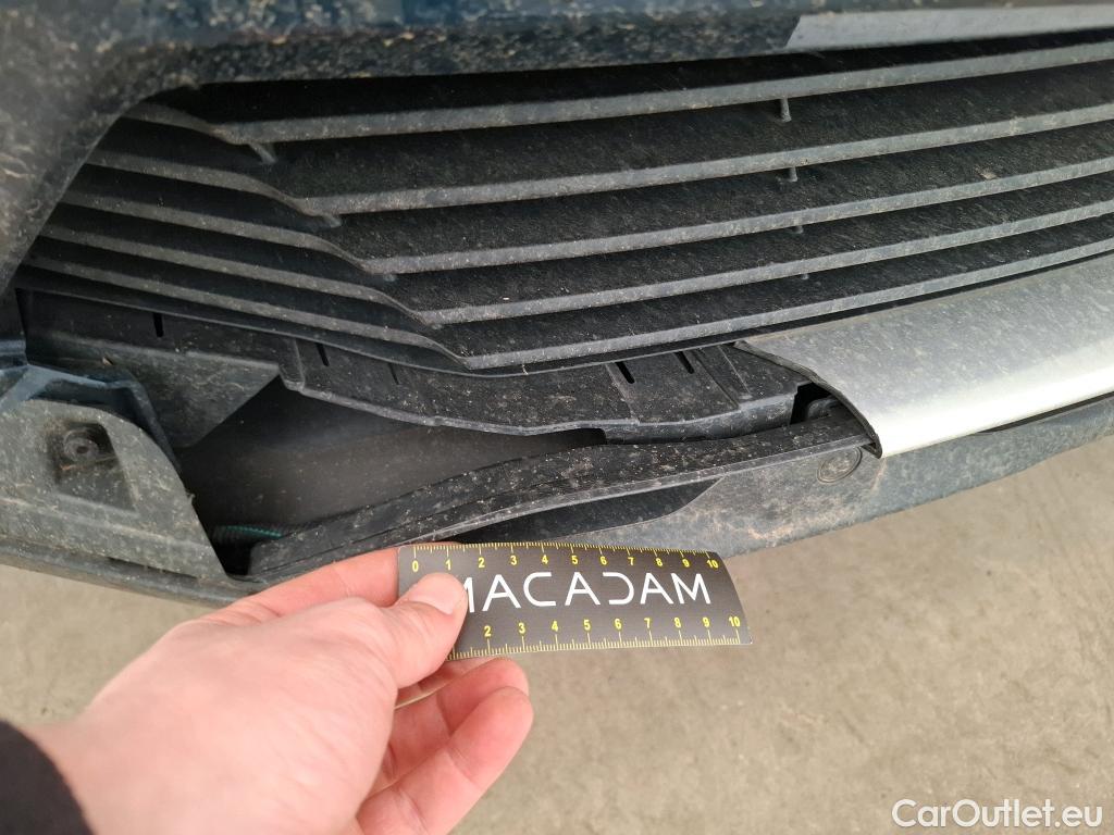  Peugeot  3008  II Allure 1.2 PureTech 130CV BVA8 E6d #4