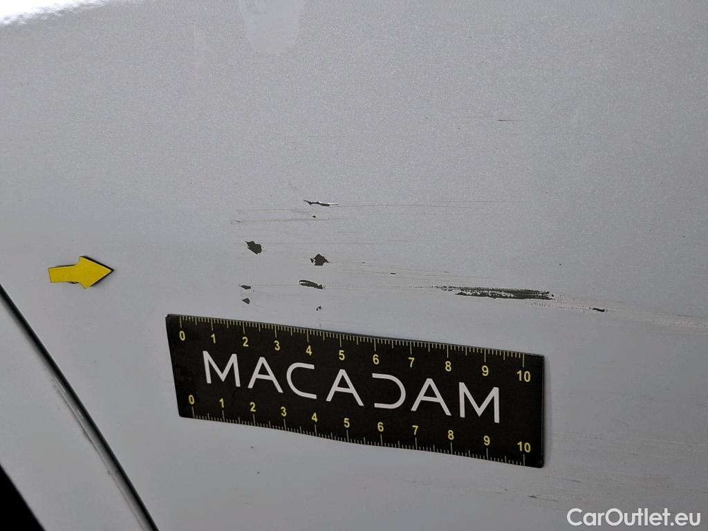  Mercedes  A-Klasse MERCEDES-BENZ Classe A Berline / 2018 / 4P / Berline A 180 d Business Line 7G-DCT #21