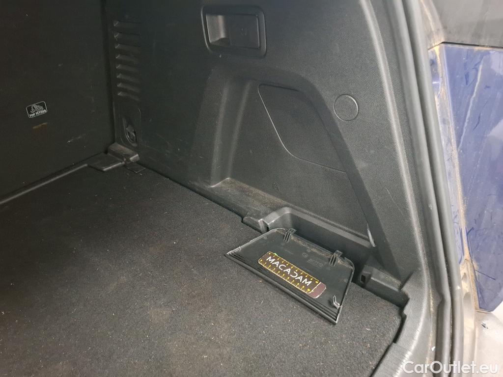  Peugeot  3008  Active Business 1.5 HDi 130CV BVA8 E6d #62