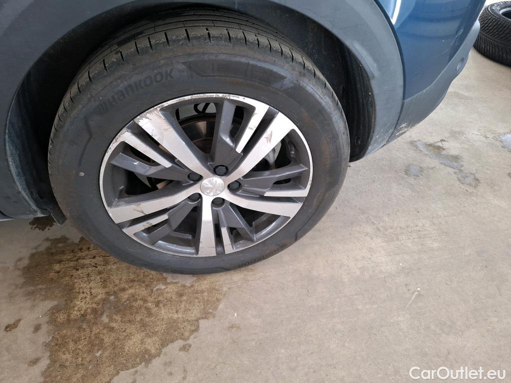  Peugeot  3008  II Allure 1.2 PureTech 130CV BVA8 E6d #10