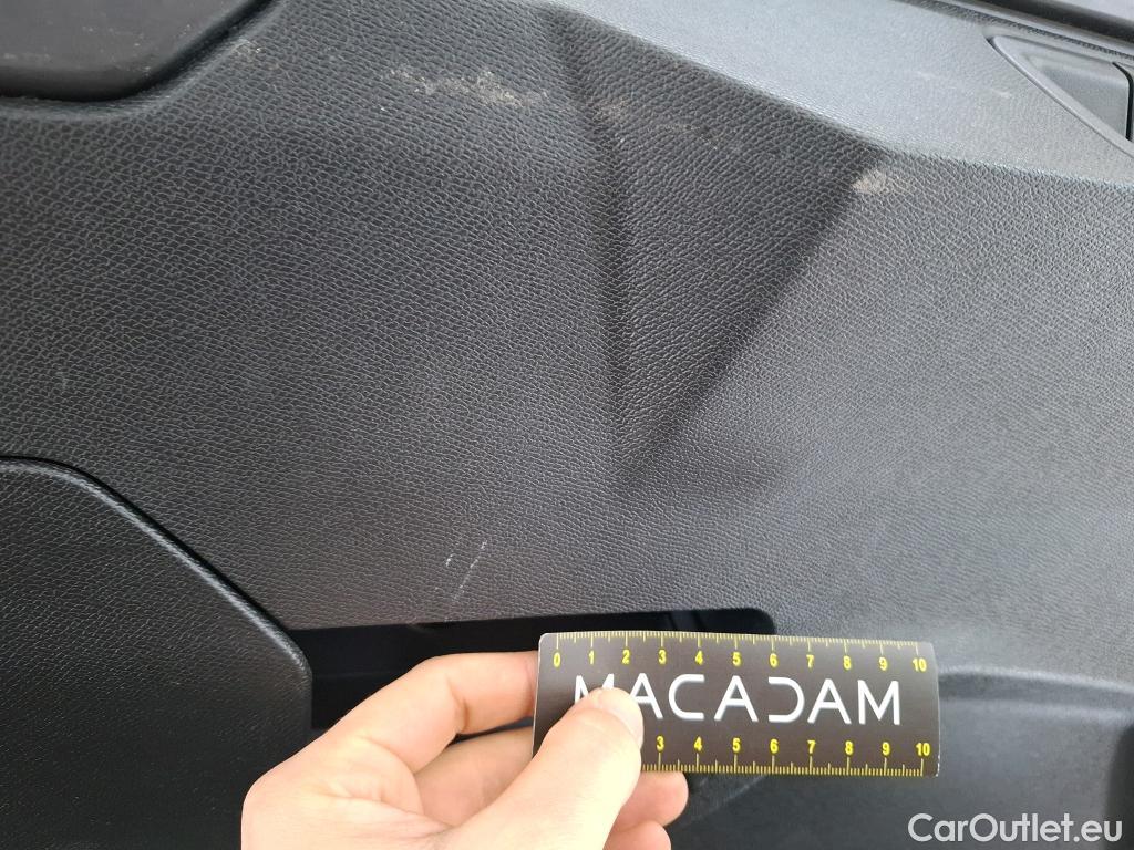  Peugeot  3008  II Allure 1.2 PureTech 130CV BVA8 E6d #42