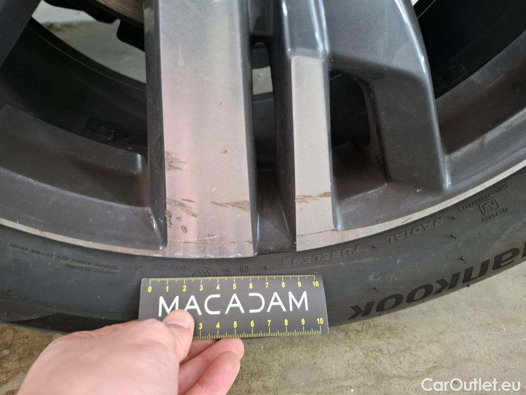  Peugeot  3008  II Allure 1.2 PureTech 130CV BVA8 E6d #15