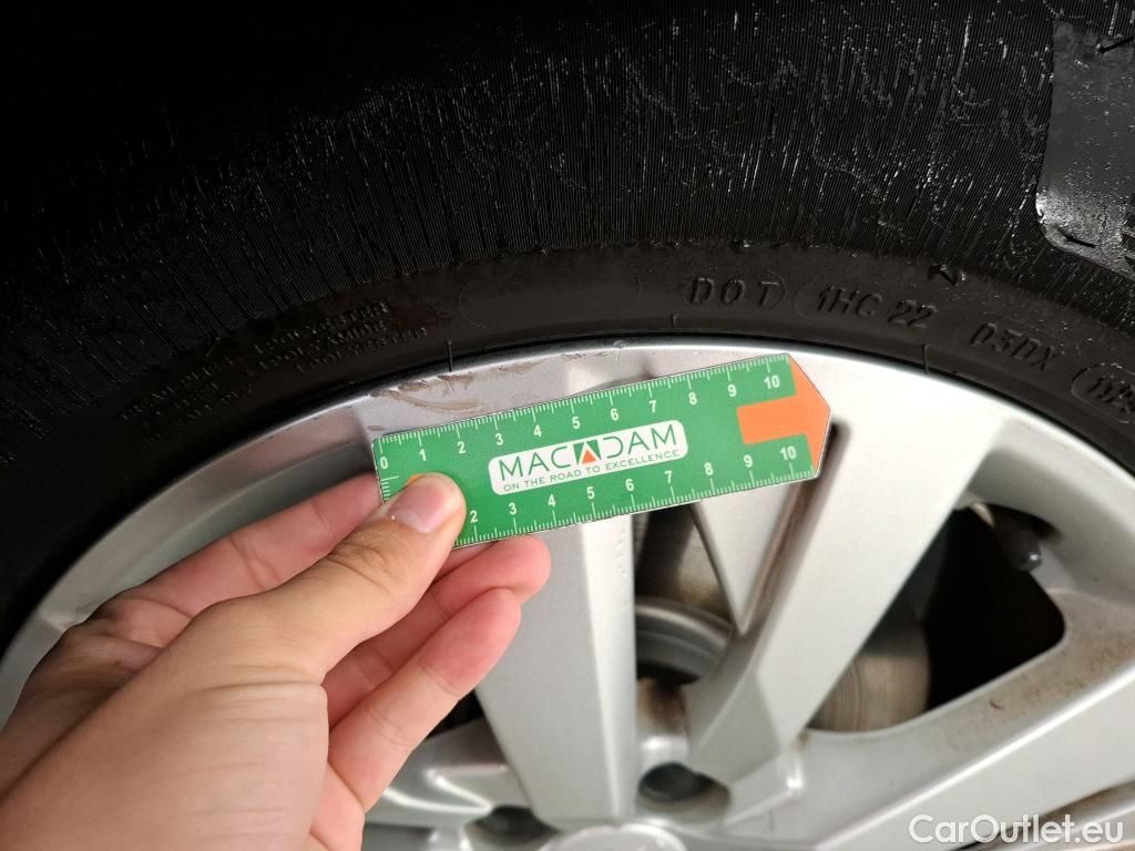  Peugeot  3008  Active Business 1.2 PureTech 130CV BVA8 E6d #9