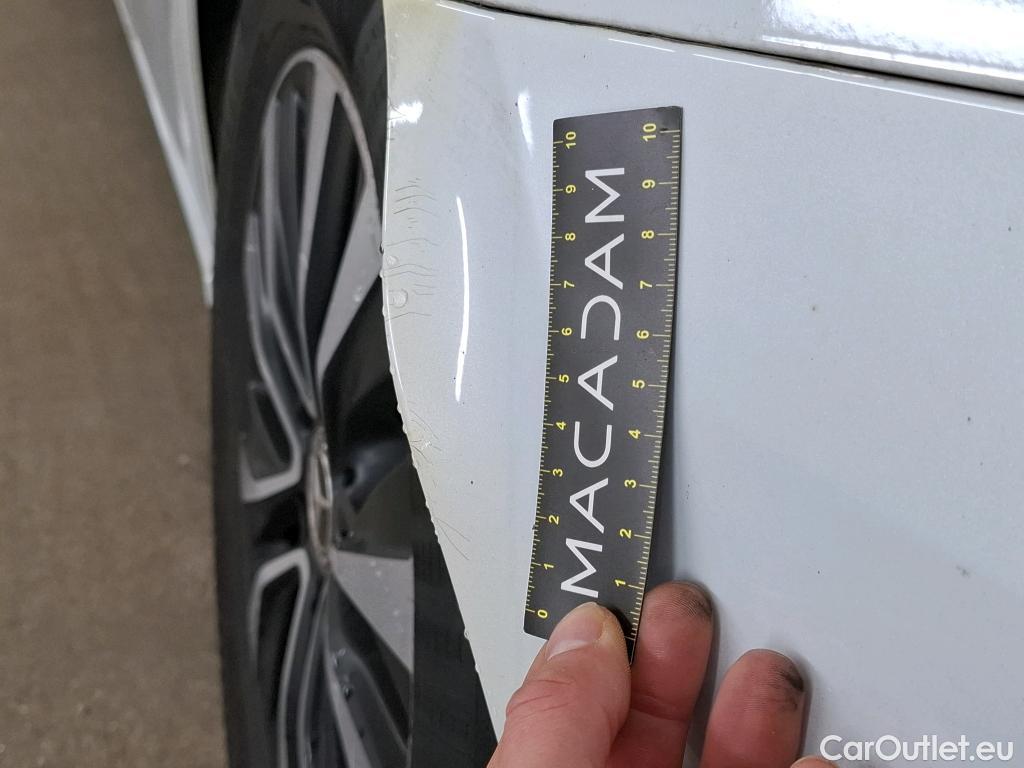  Mercedes  A-Klasse MERCEDES-BENZ Classe A Berline / 2018 / 4P / Berline A 180 d Business Line 7G-DCT #7