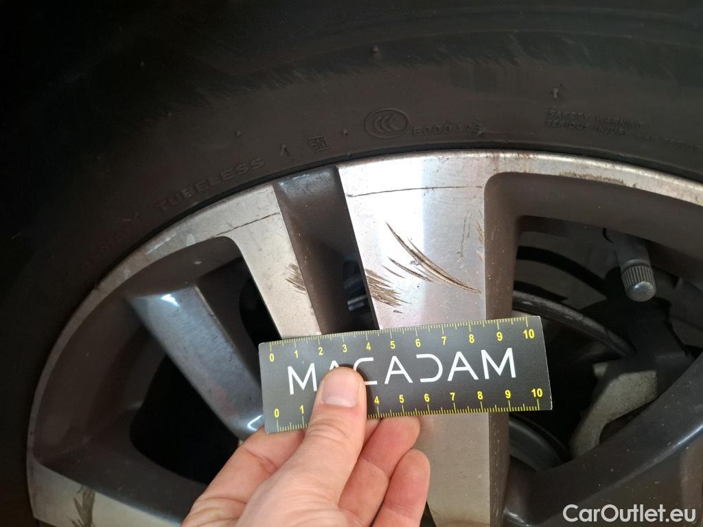  Peugeot  3008  II Allure 1.2 PureTech 130CV BVA8 E6d #26