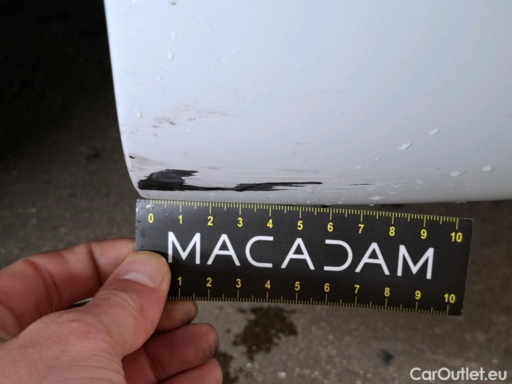  Mercedes  A-Klasse MERCEDES-BENZ Classe A Berline / 2018 / 4P / Berline A 180 d Business Line 7G-DCT #27