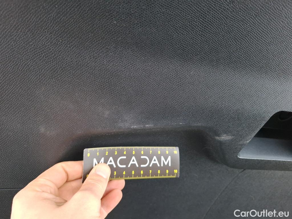  Peugeot  3008  II Allure 1.2 PureTech 130CV BVA8 E6d #38