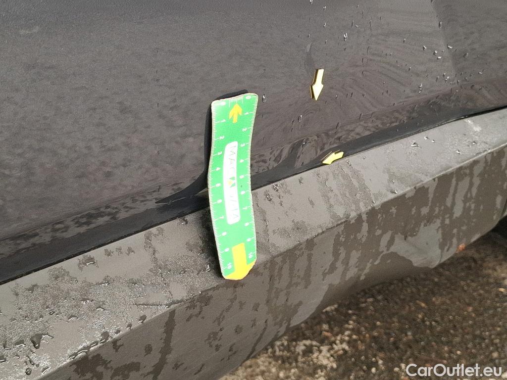  Hyundai  Tucson HYUNDAI  / 2020 / 5P / SUV 1.6 HYBRID 230 CREATIVE #3