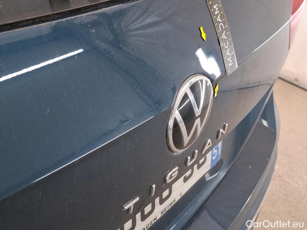  Volkswagen  Tiguan VOLKSWAGEN  / 2020 / 5P / SUV 2.0 TDI 150 DSG7 R-Line Exclusive #4