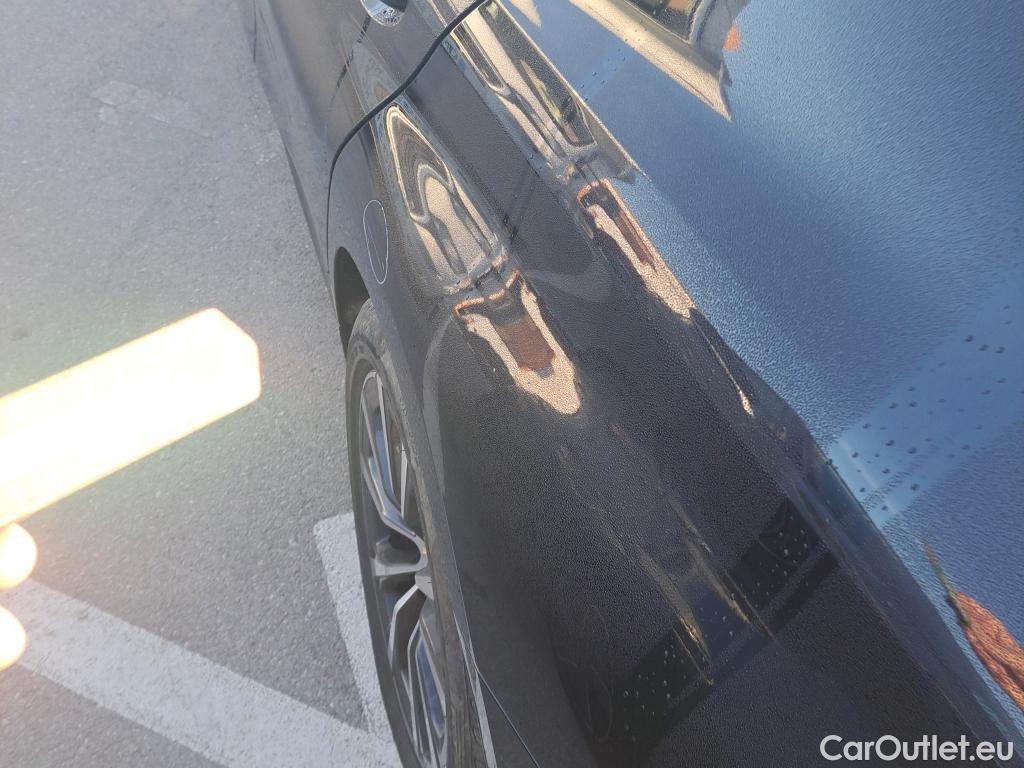  Bmw  Serie 3 BMW  / 2018 / 4P / sedán 318d Auto. #4