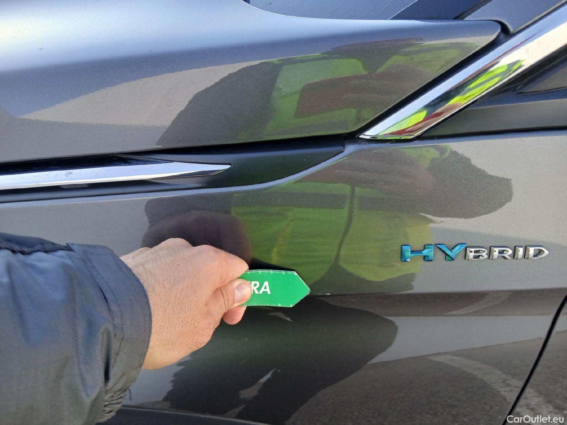  Peugeot  3008 PEUGEOT  Hybrid / 2020 / 5P / todoterreno 225 e-EAT8 Allure #3