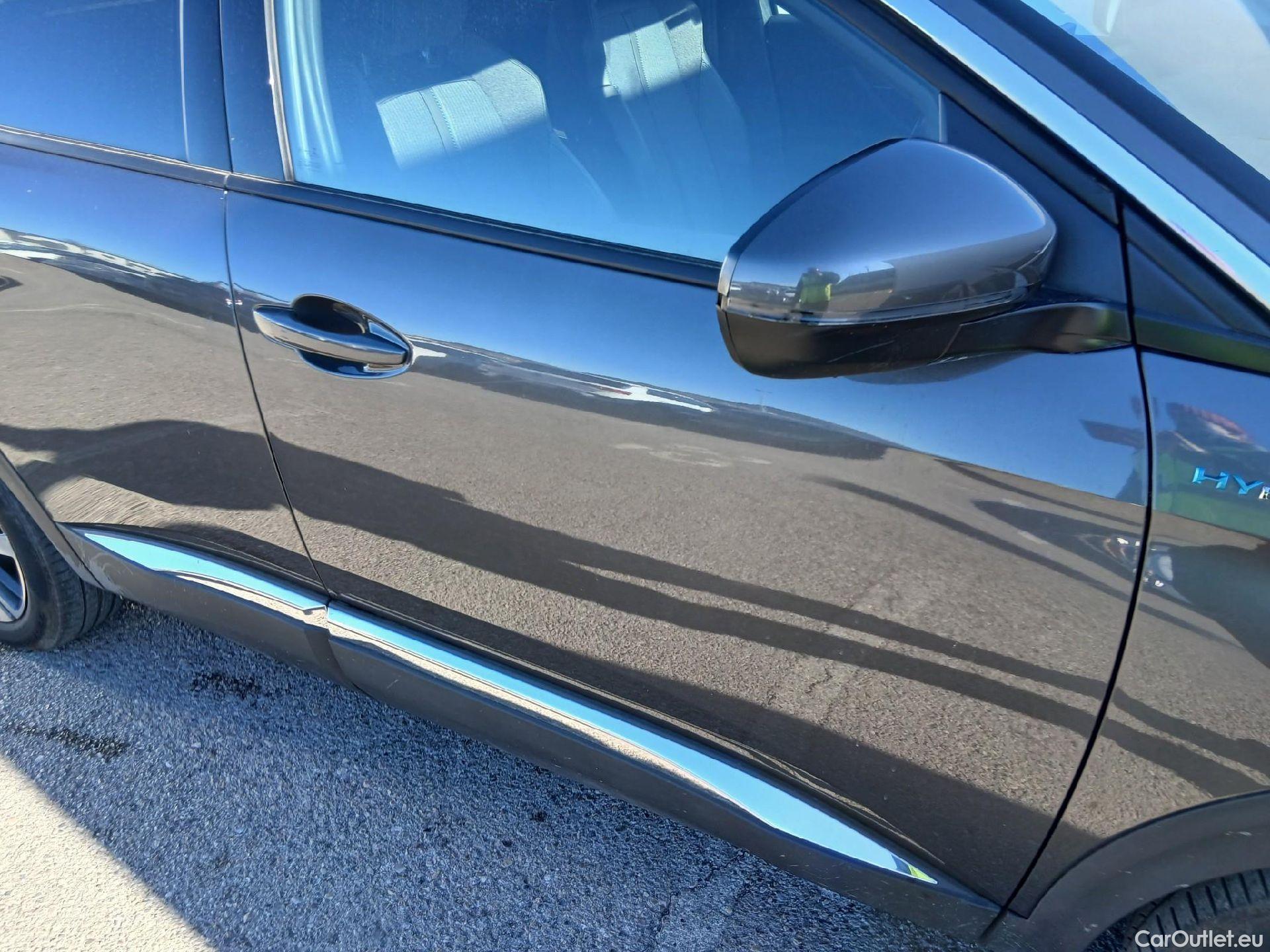  Peugeot  3008 PEUGEOT  Hybrid / 2020 / 5P / todoterreno 225 e-EAT8 Allure #23