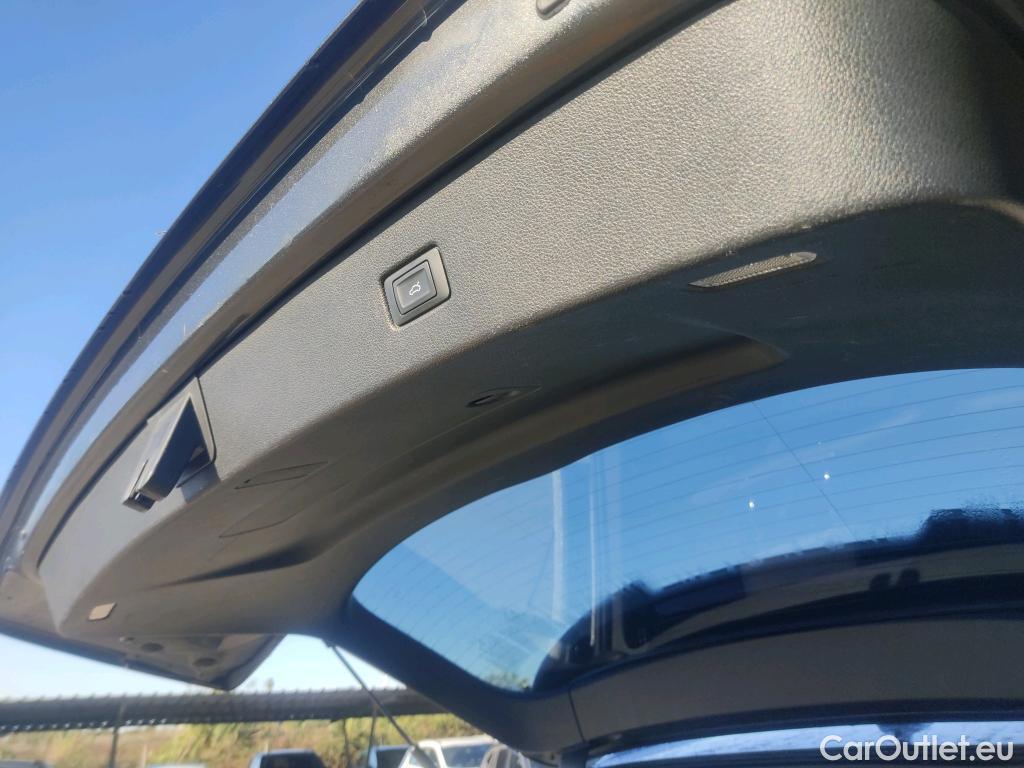  Audi  Q7 AUDI  / 2015 / 5P / todoterreno Sport 45 TDI 170kW (232CV) quat. tiptro. #4