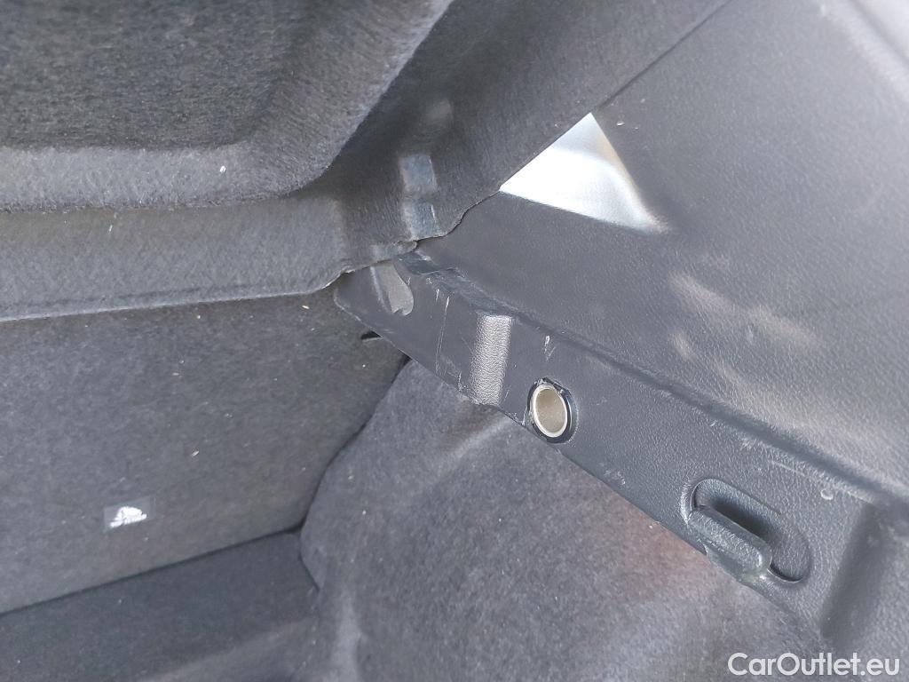  Nissan  Qashqai NISSAN  / 2021 / 5P / todoterreno DIG-T 116kW (158CV) mHEV Xtronic Acenta #47