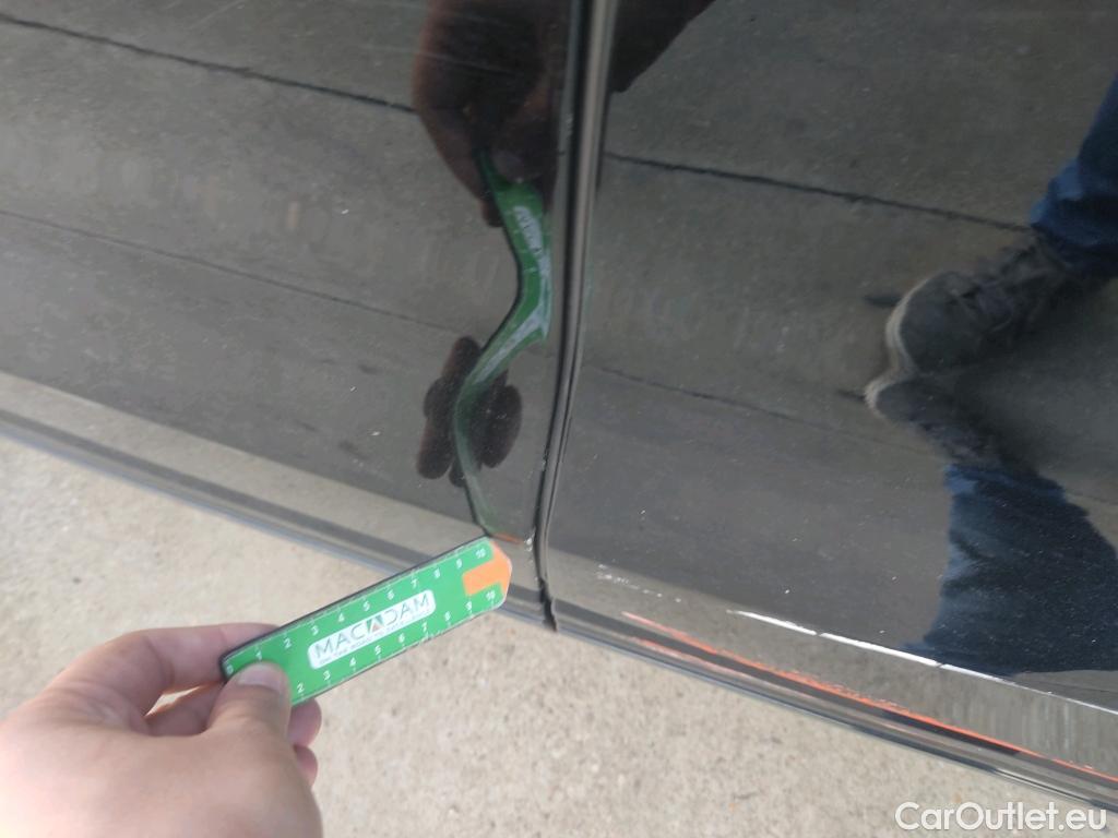  Audi  Q8 AUDI  / 2018 / 5P / todoterreno S TFSI 373kW (507CV) quattro tiptronic #18