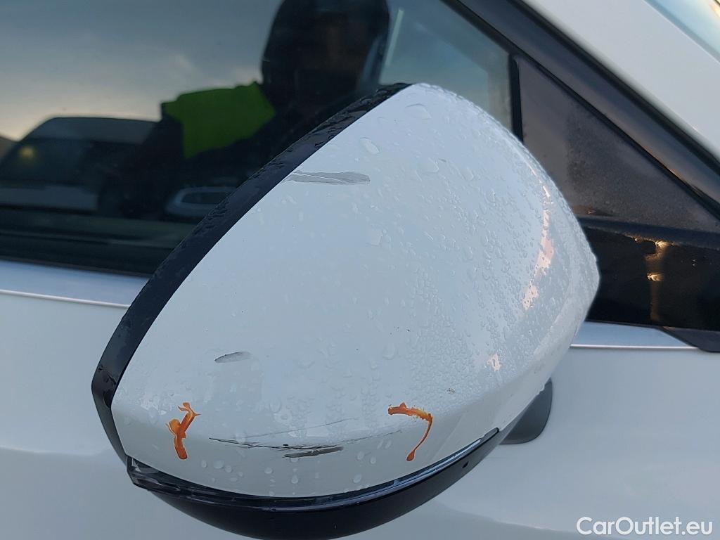  Nissan  Qashqai NISSAN  / 2021 / 5P / todoterreno DIG-T 116kW (158CV) mHEV Xtronic Acenta #53