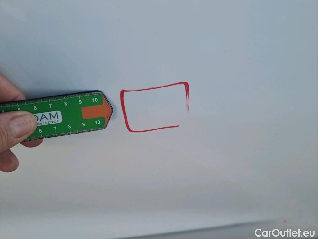  Ford  Focus FORD  / 2018 / 5P / berlina con portón 1.5 Ecoblue 88kW Trend+ #11