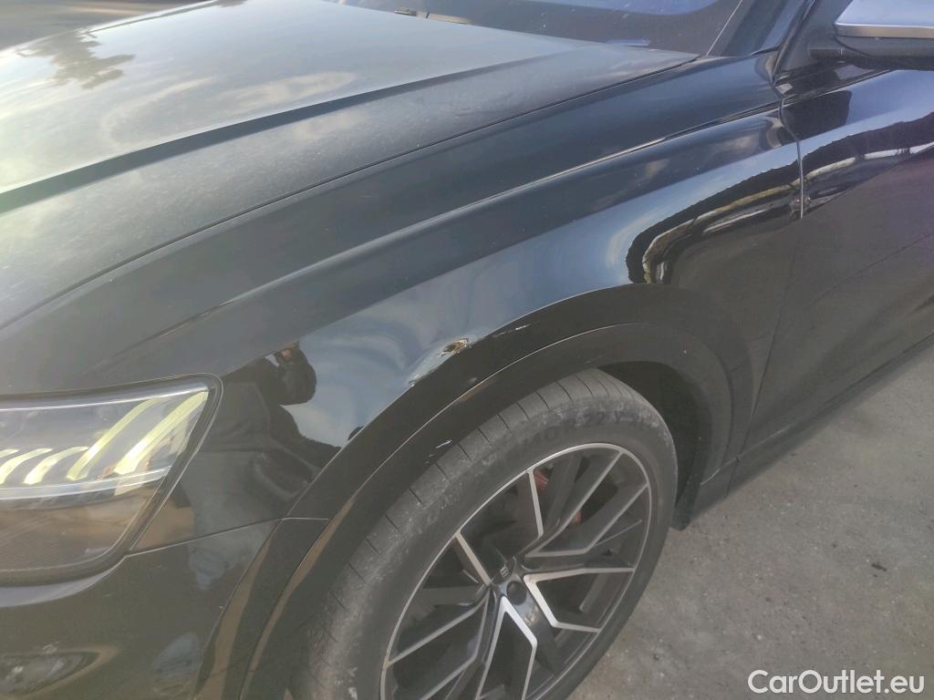  Audi  Q8 AUDI  / 2018 / 5P / todoterreno S TFSI 373kW (507CV) quattro tiptronic #9