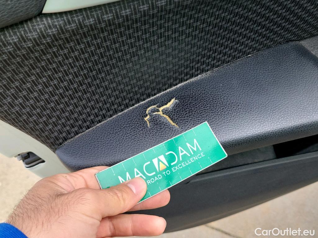  Bmw  X1 BMW  / 2015 / 5P / todoterreno sDrive18d #4