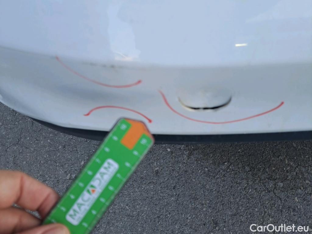  Ford  Focus FORD  / 2018 / 5P / berlina con portón 1.5 Ecoblue 88kW Trend+ #19