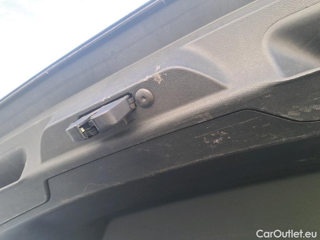  Peugeot  308 PEUGEOT  / 2017 / 5P / familiar SW Allure Pack BlueHDI 130 S&S EAT8 #25