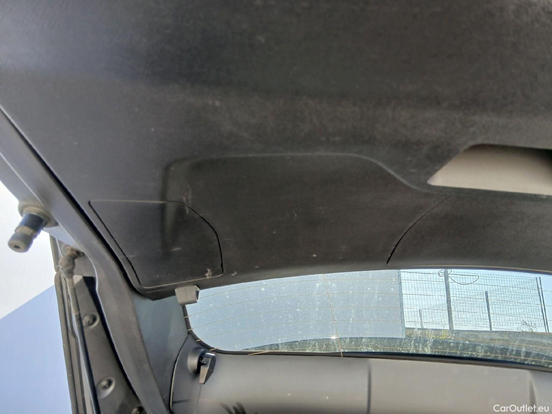  Peugeot  3008 PEUGEOT  Hybrid / 2020 / 5P / todoterreno 225 e-EAT8 Allure #27