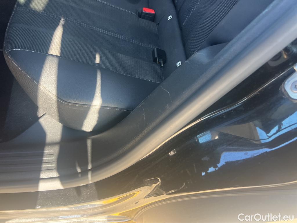  Opel  Mokka OPEL  / 2020 / 5P / todoterreno 1.2 T 96kW (130CV) Business Elegance Aut #21