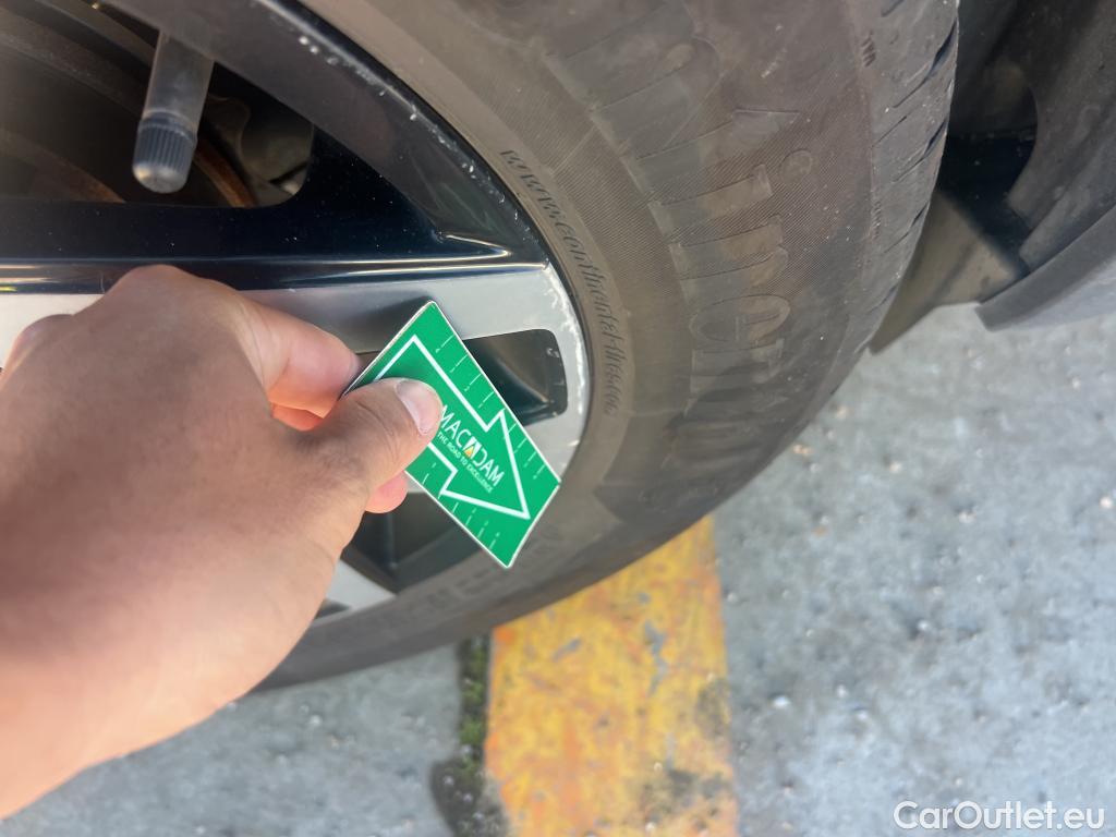  Opel  Mokka OPEL  / 2020 / 5P / todoterreno 1.2 T 96kW (130CV) Business Elegance Aut #8